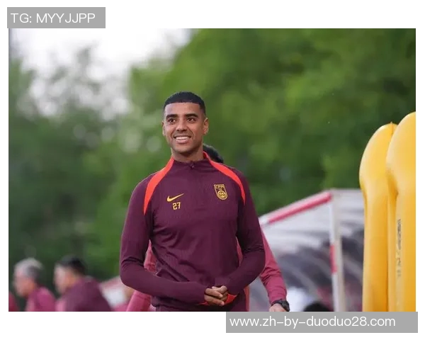 单身狗足球球星豪车豪宅齐聚仍渴望真爱陪伴绿茵人生